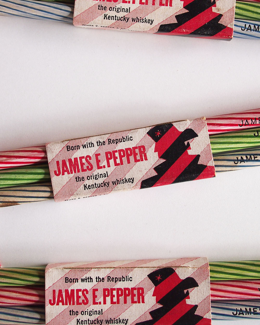 ウィスキー蒸留所のノベルティペンシル